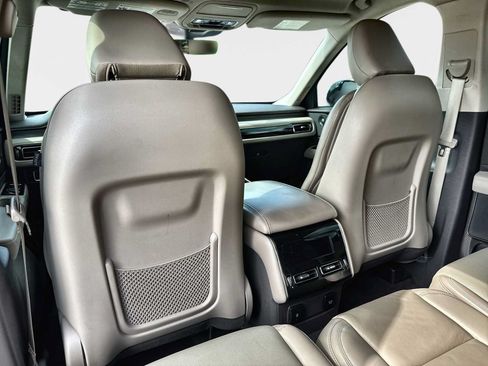 Used 2023 Lincoln Aviator Reserve RWD image 18