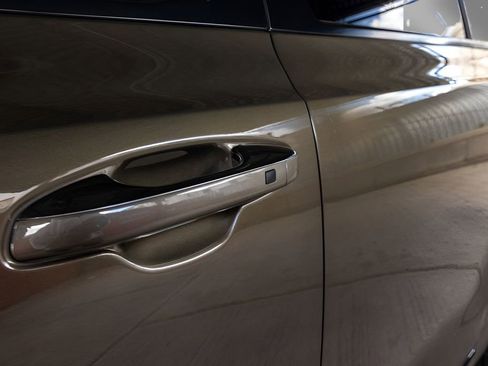 Used 2020 Kia Telluride S w/ S 8 Passenger Seating Package image 15