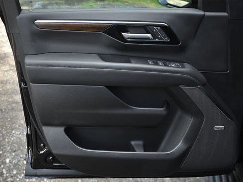 New 2026 Chevrolet Tahoe High Country AWD/4WD image 29