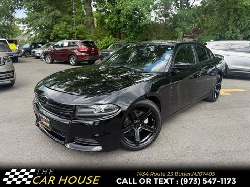 Used 2021 Dodge Charger SXT w/ Plus Group RWD image 1