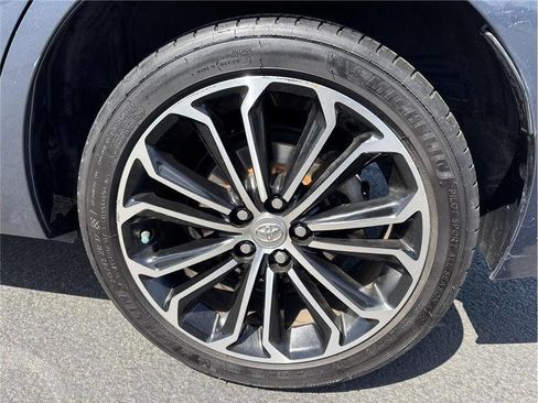 Used 2015 Toyota Corolla S image 17