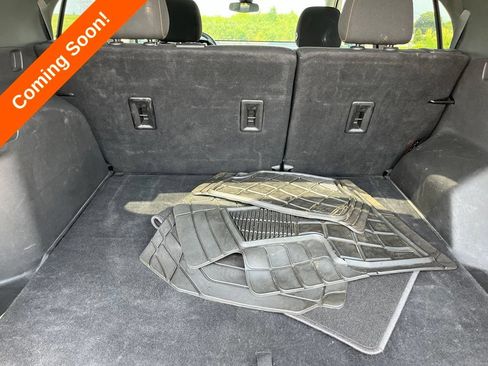 Used 2021 Chevrolet Equinox LT FWD image 31