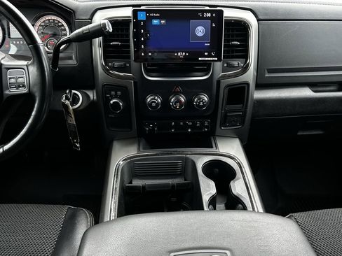 Used 2018 RAM 2500 Lone Star w/ Sport Appearance Group AWD/4WD image 17