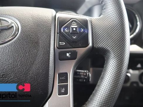 Certified 2022 Toyota Tacoma SR5 AWD/4WD image 19