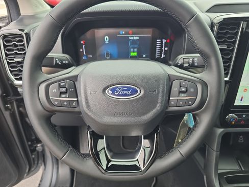 New 2025 Ford Ranger XLT w/ FX4 Off-Road Package image 23