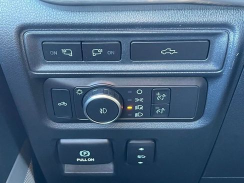 Used 2021 Ford F150 Lariat w/ Equipment Group 502A High image 18