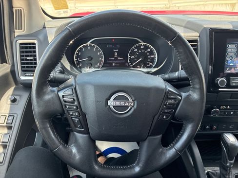 Used 2022 Nissan Frontier SV AWD/4WD image 24
