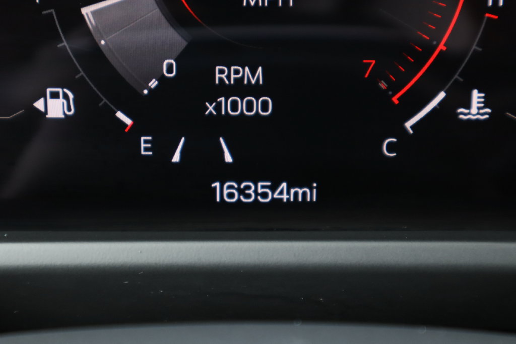 Certified 2026 GMC Acadia Elevation w/ Elevation Premium Package FWD image 14