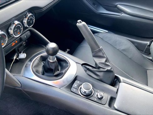 Used 2023 MAZDA MX-5 Miata Grand Touring image 14