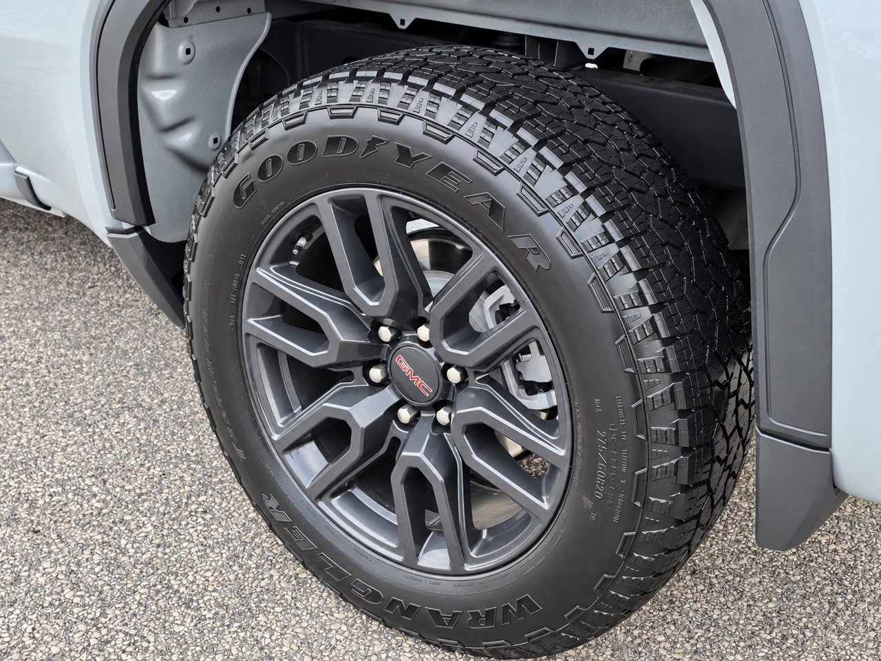 Used 2024 GMC Sierra 1500 Pro w/ Graphite Edition AWD/4WD image 12