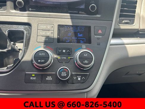 Used 2020 Toyota Sienna LE AWD/4WD image 23