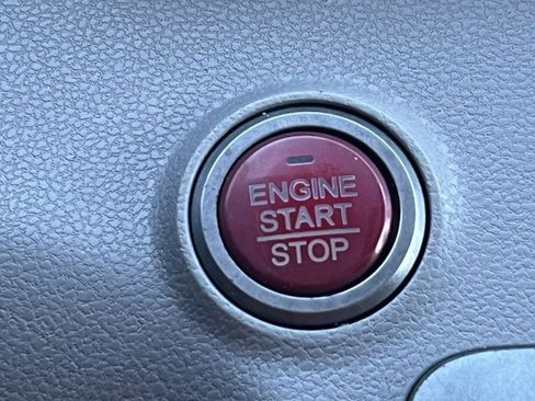 Used 2016 Honda Odyssey SE image 22