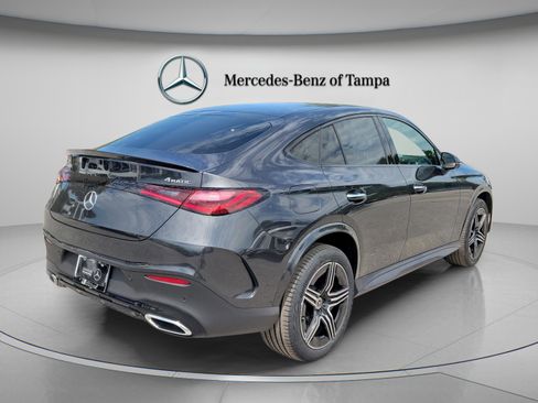 Certified 2025 Mercedes-Benz GLC 300 4MATIC image 3