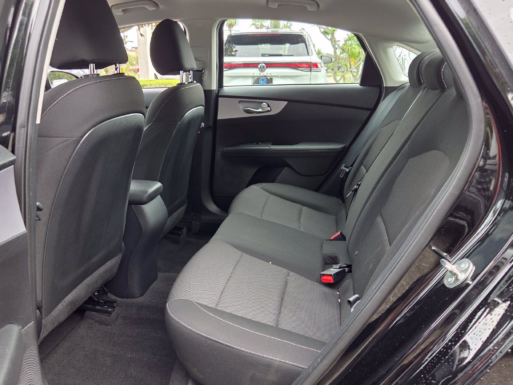 Used 2024 Kia Forte LXS w/ LXS Technology Package FWD image 10