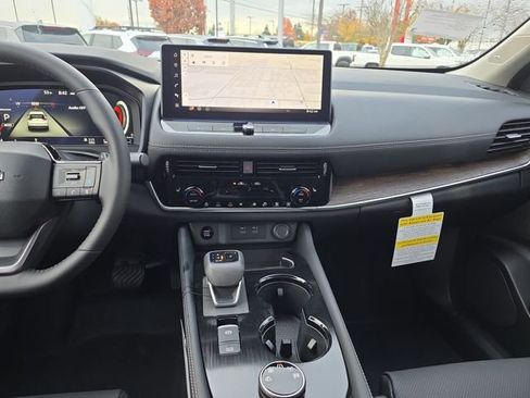 New 2026 Nissan Rogue Platinum w/ Platinum Premium Package image 21