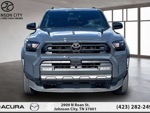 Used 2026 Toyota 4Runner SR5 AWD/4WD image 3