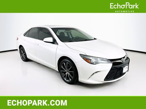 Used 2016 Toyota Camry XSE w/ Moonroof Package FWD image 1