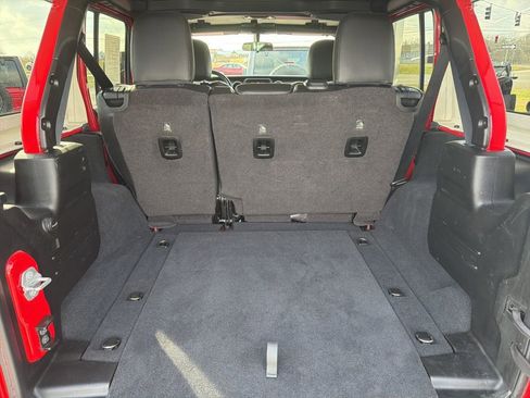 Used 2020 Jeep Wrangler Unlimited Sport S image 8