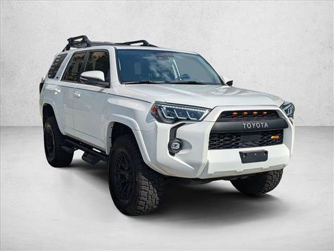 Used 2021 Toyota 4Runner SR5 Premium w/ Moonroof Package AWD/4WD image 3