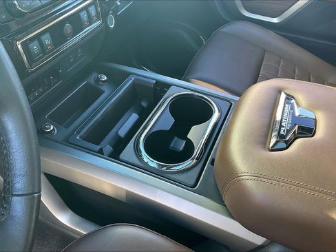 Used 2022 Nissan Titan Platinum Reserve w/ Moonroof Package image 22