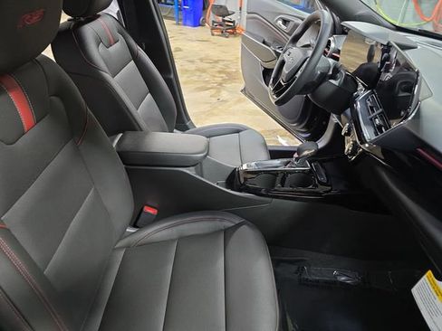 New 2026 Chevrolet Trax RS w/ Driver Confidence Package image 11