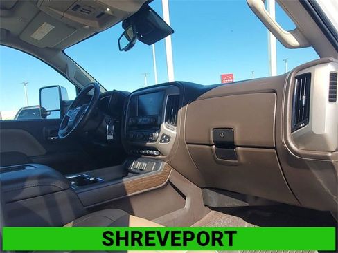 Certified 2019 GMC Sierra 2500 Denali w/ Duramax Plus Package image 28