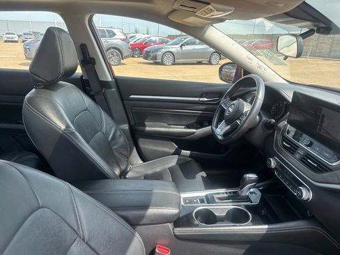 Used 2023 Nissan Altima 2.5 SL FWD image 30