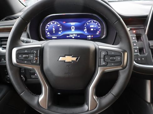 Used 2023 Chevrolet Tahoe Premier image 5