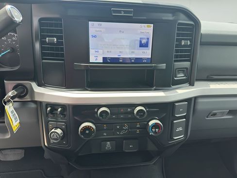 New 2026 Ford F250 XLT w/ Tremor Off-Road Package AWD/4WD image 18