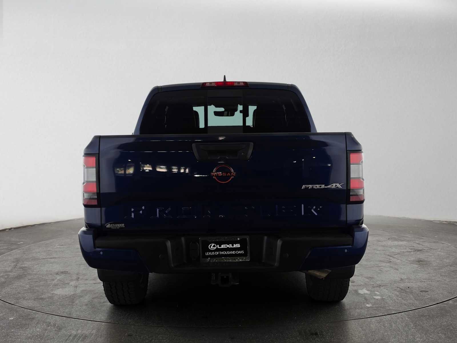 Used 2023 Nissan Frontier PRO-4X w/ Pro-4X Premium Package AWD/4WD image 4