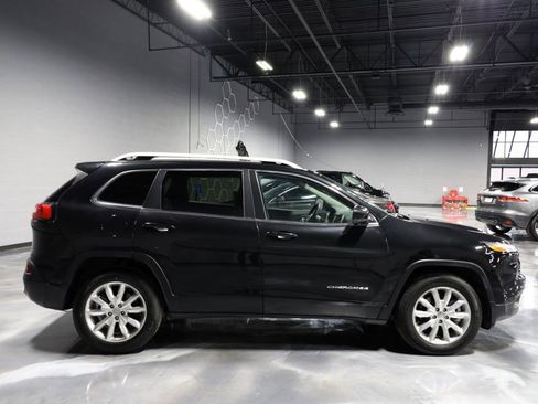 Used 2015 Jeep Cherokee Limited image 8