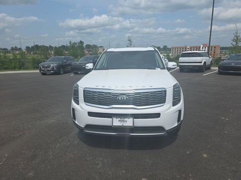 Used 2021 Kia Telluride S AWD/4WD image 2