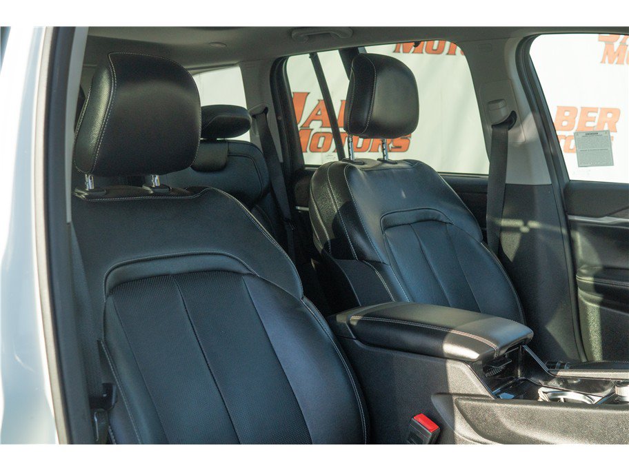 Used 2022 Jeep Grand Cherokee Limited 4xe w/ Luxury Tech Group II AWD/4WD image 45