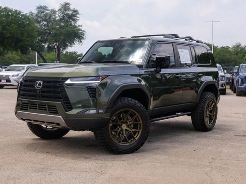 Used 2024 Lexus GX 550 AWD/4WD image 1