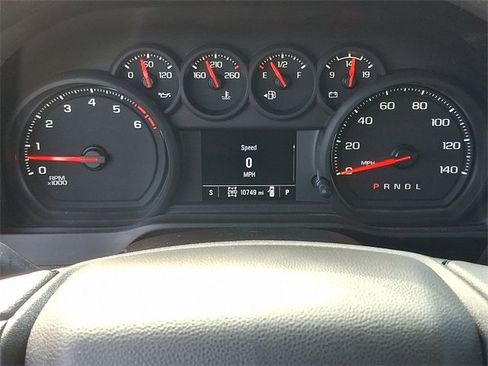 Used 2025 Chevrolet Silverado 2500 Custom image 16