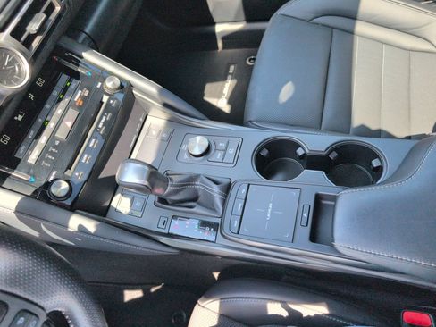 Certified 2022 Lexus IS 350 F Sport w/ Navigation Package RWD image 15