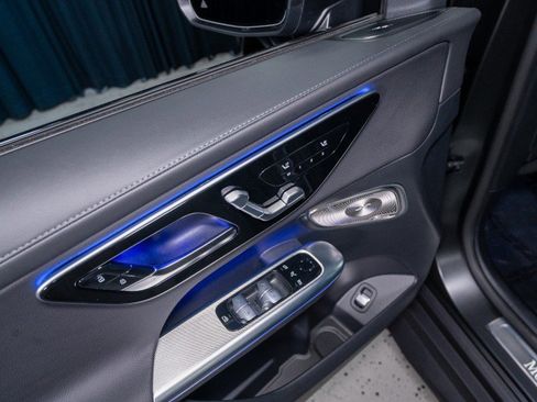 New 2026 Mercedes-Benz GLC 300 image 11