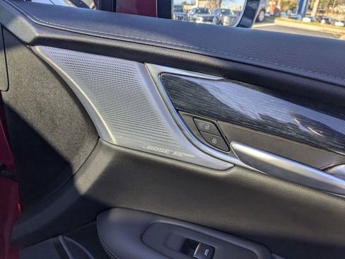 Used 2024 Cadillac XT5 Premium Luxury image 33