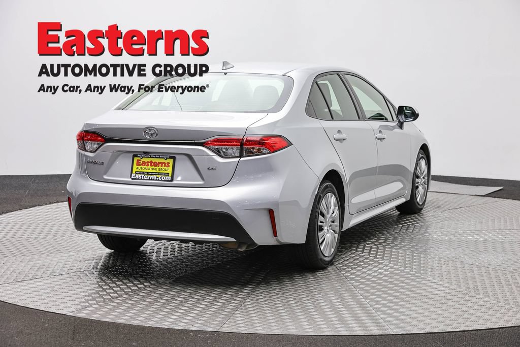 Used 2022 Toyota Corolla LE FWD image 6