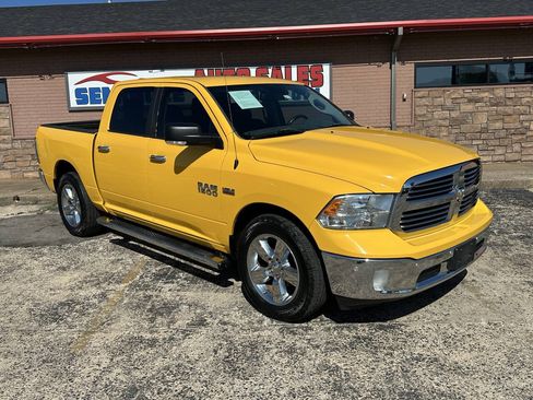 Used 2016 RAM 1500 Lone Star RWD image 3