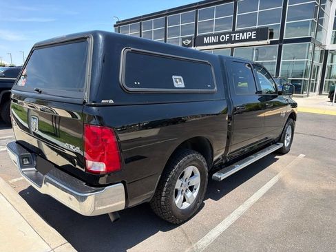 Used 2019 RAM 1500 Classic SLT AWD/4WD image 4