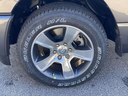 New 2026 RAM 1500 Express image 24