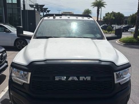 Used 2022 RAM 5500 Tradesman RWD image 2