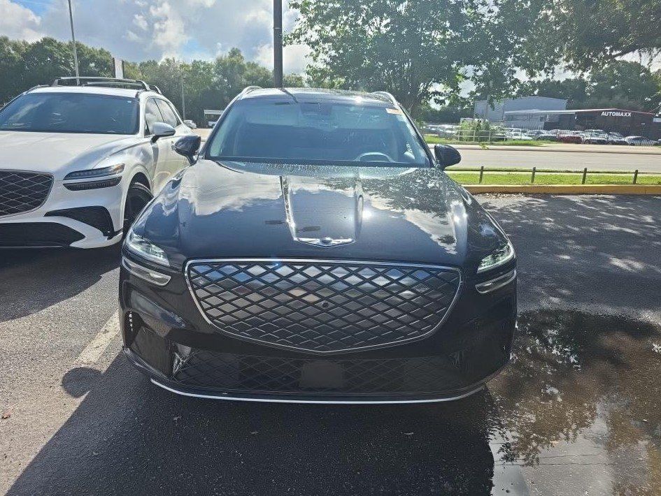 Used 2025 Genesis Electrified GV70 w/ Prestige Package AWD/4WD image 14