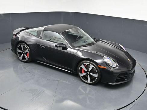 Certified 2026 Porsche 911 Targa 4S AWD/4WD image 18
