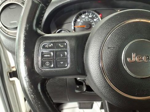 Used 2017 Jeep Wrangler Unlimited Sport AWD/4WD image 16