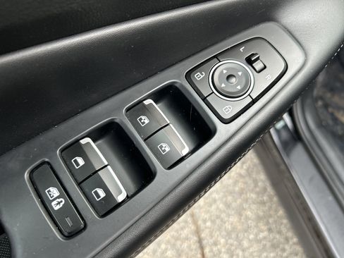 Certified 2023 Hyundai Santa Fe SEL w/ Premium Package image 20