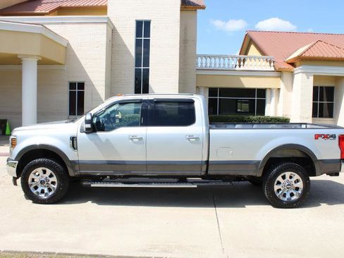 Used 2019 Ford F250 Lariat w/ Chrome Package image 10