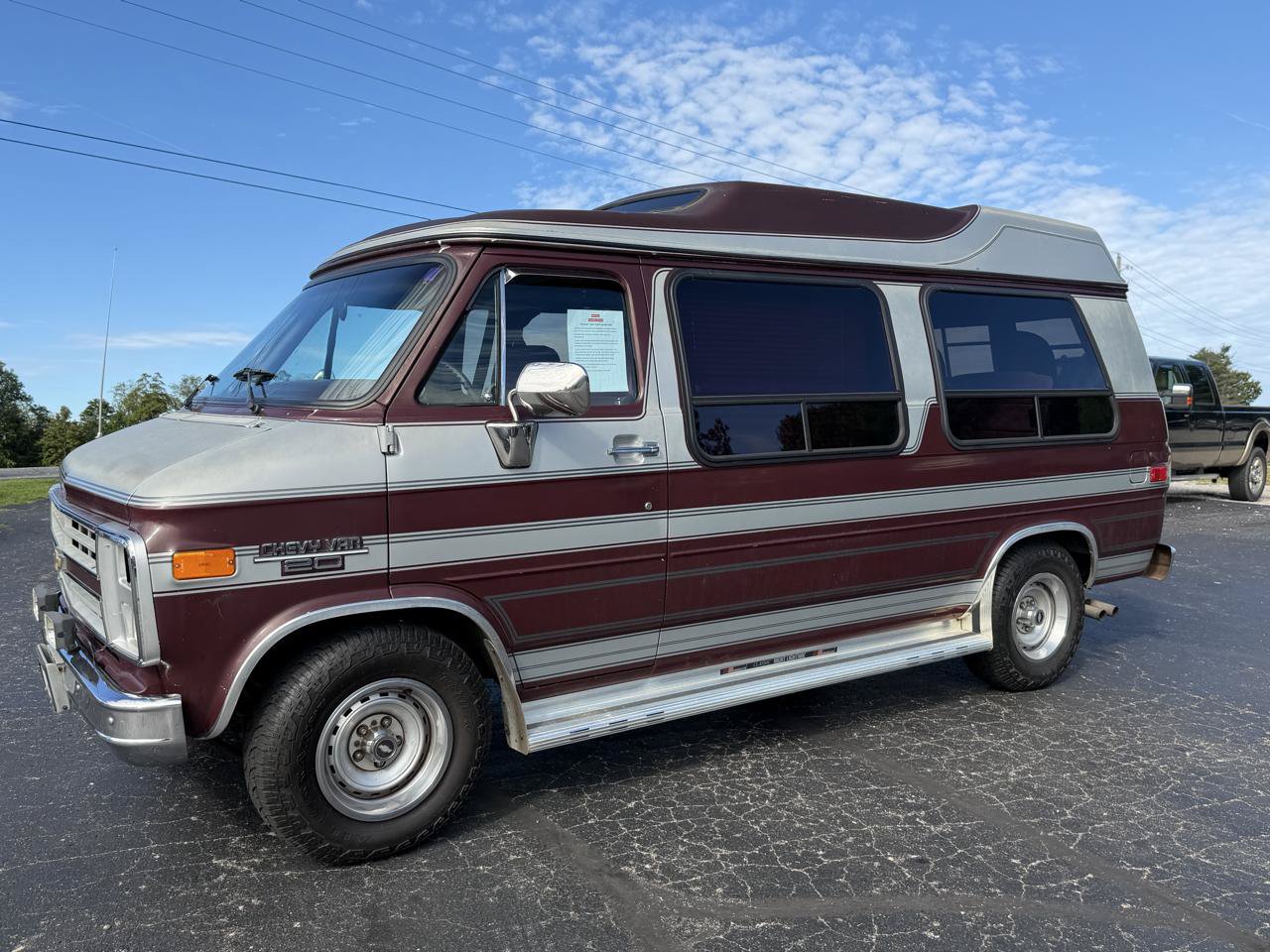 Used 1987 Chevrolet G20 RWD image 3