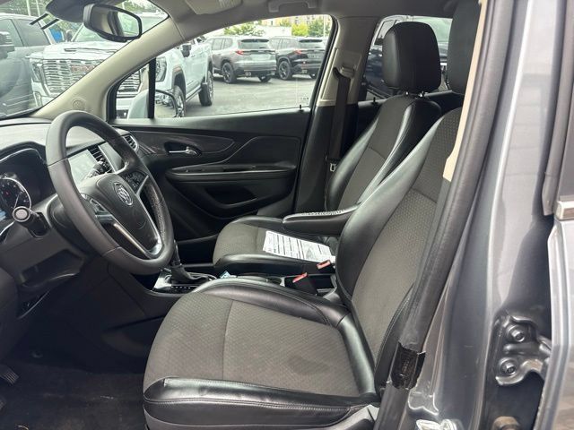 Used 2020 Buick Encore Preferred FWD image 17